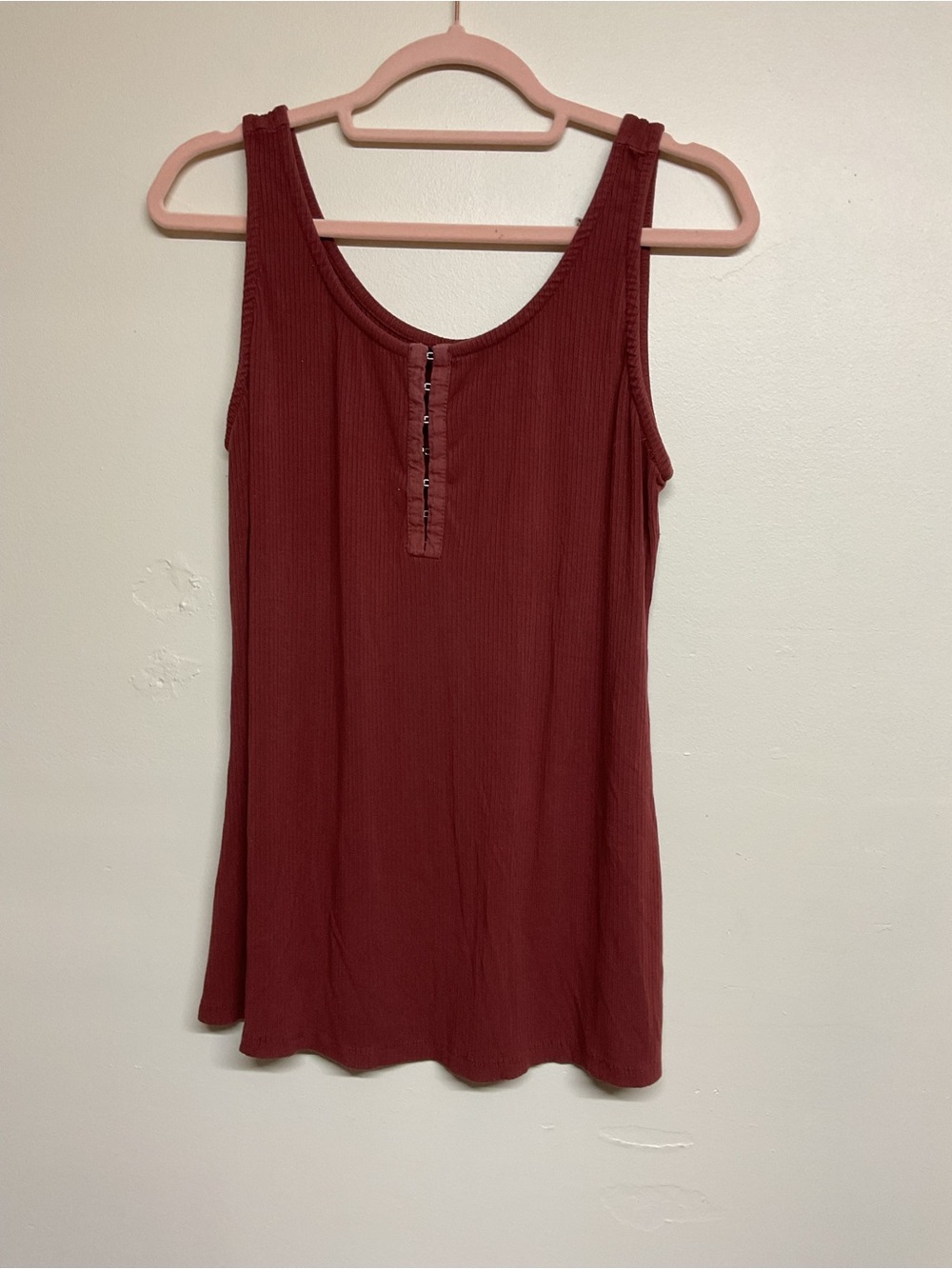torrid Ribbed Henley Tank in Rust
